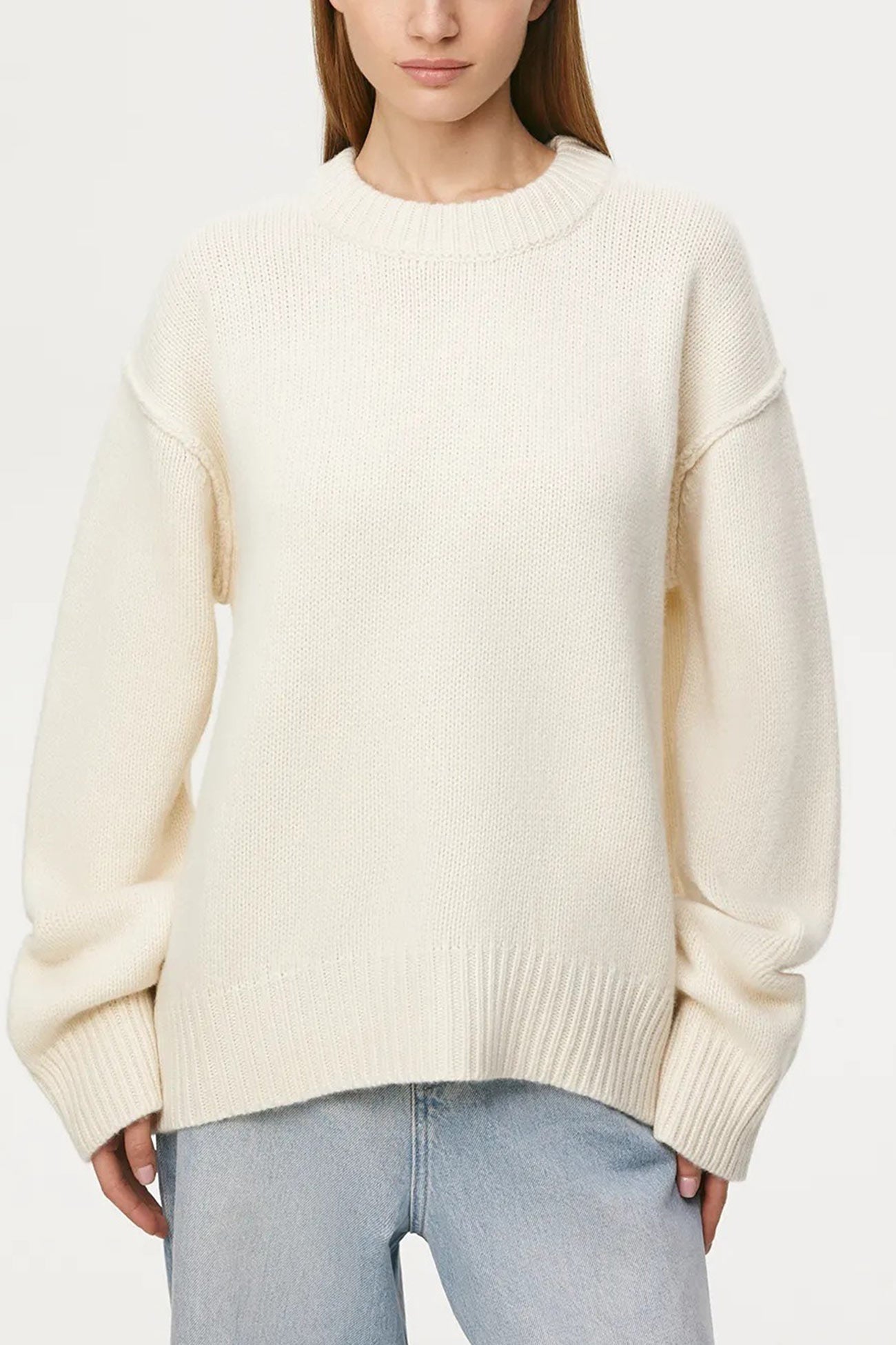 Carmen® | Round Neck Solid Color Pullover Sweater