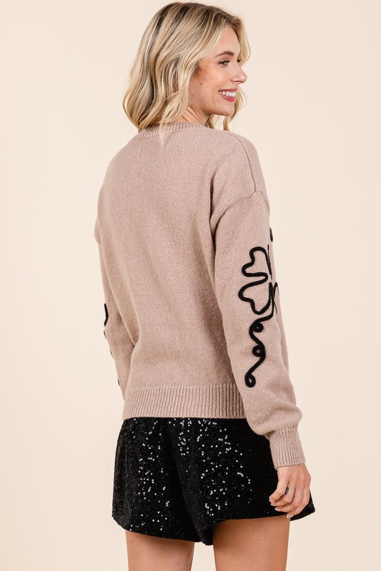 Cecilia® | Plus knitted sweater with floral embroidery