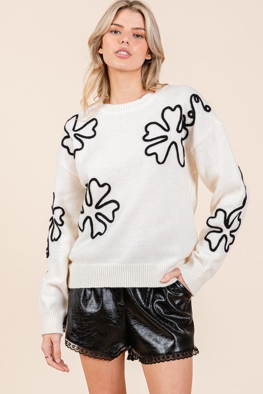 Cecilia® | Plus knitted sweater with floral embroidery