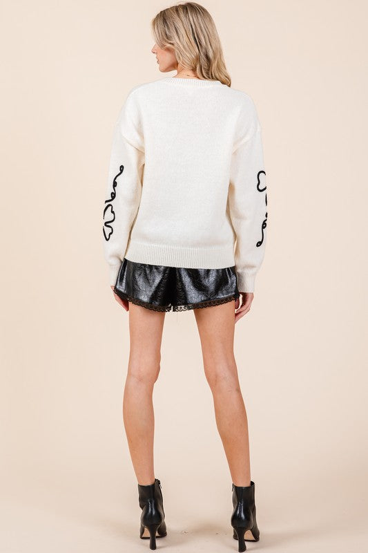 Cecilia® | Plus knitted sweater with floral embroidery