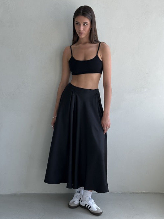 Alba® | Long satin skirt with a high waist