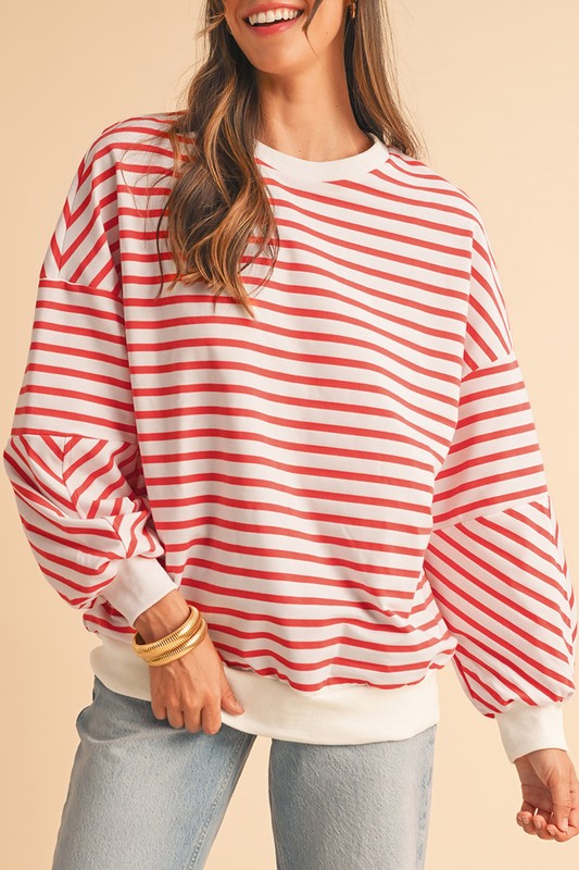 Cecilia® | Loose sweatshirt with low shoulders and a crew neck