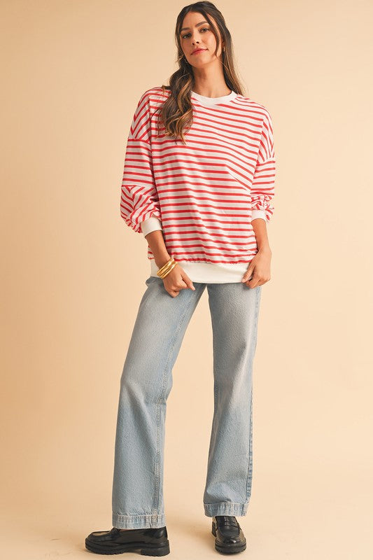 Cecilia® | Loose sweatshirt with low shoulders and a crew neck
