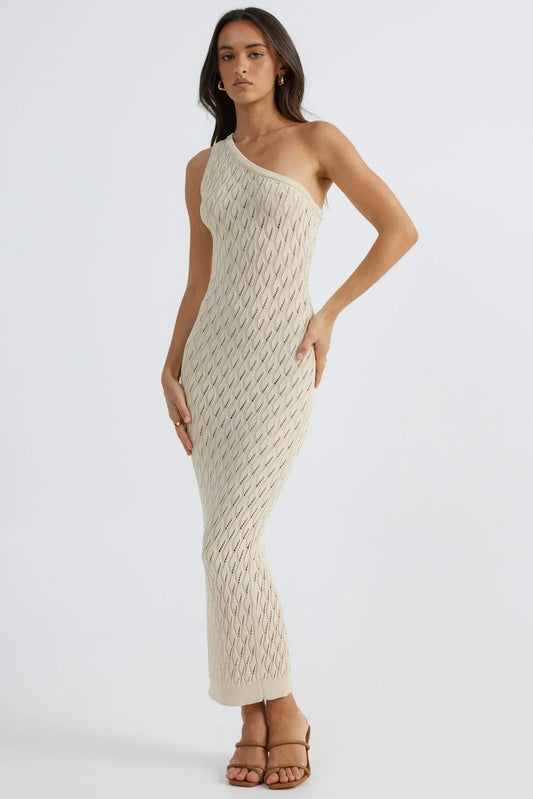 Ariadna® | Long knitted dress with one shoulder and hollowed out neckline.