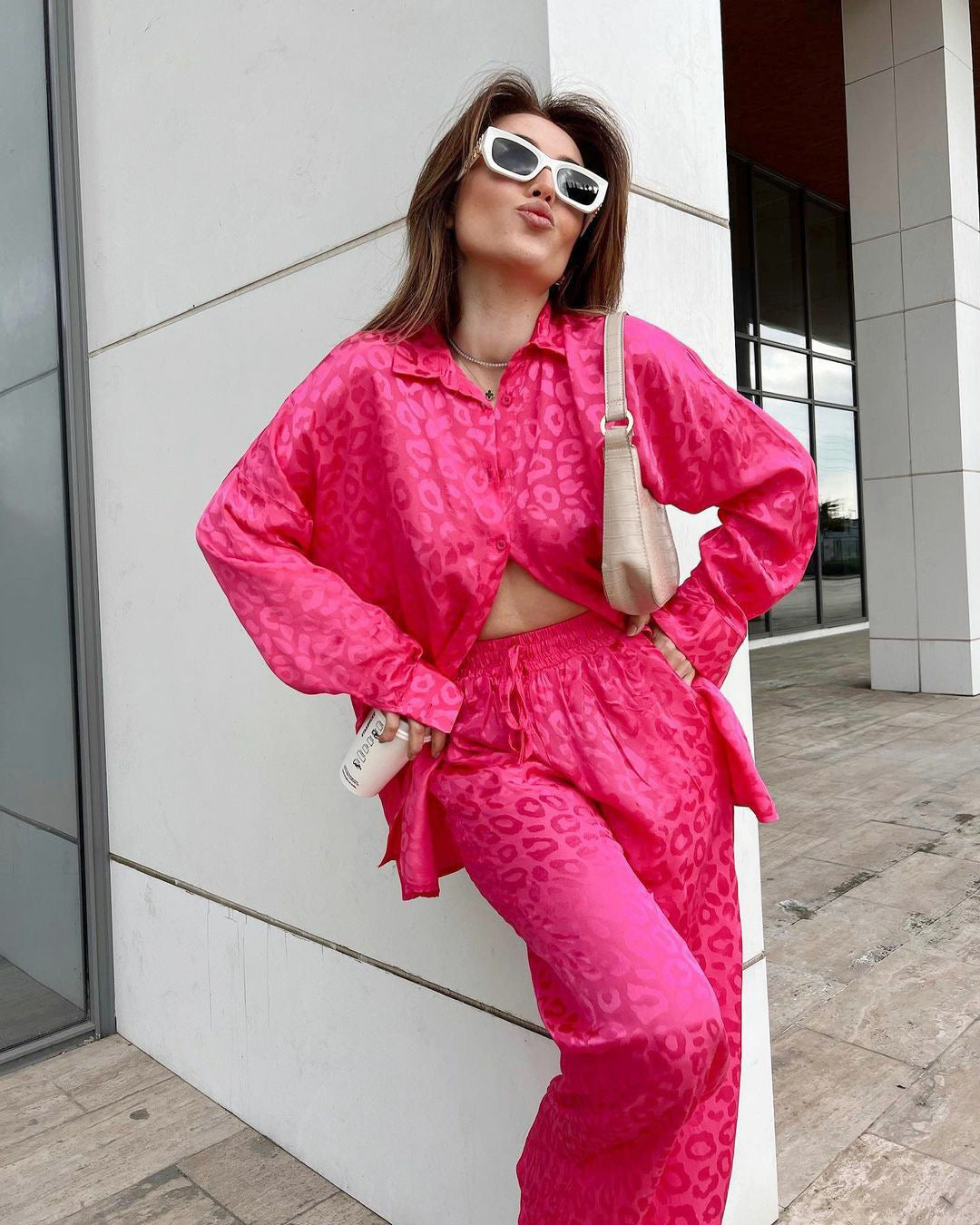 Clara® | Leopard print satin shirt and pants set