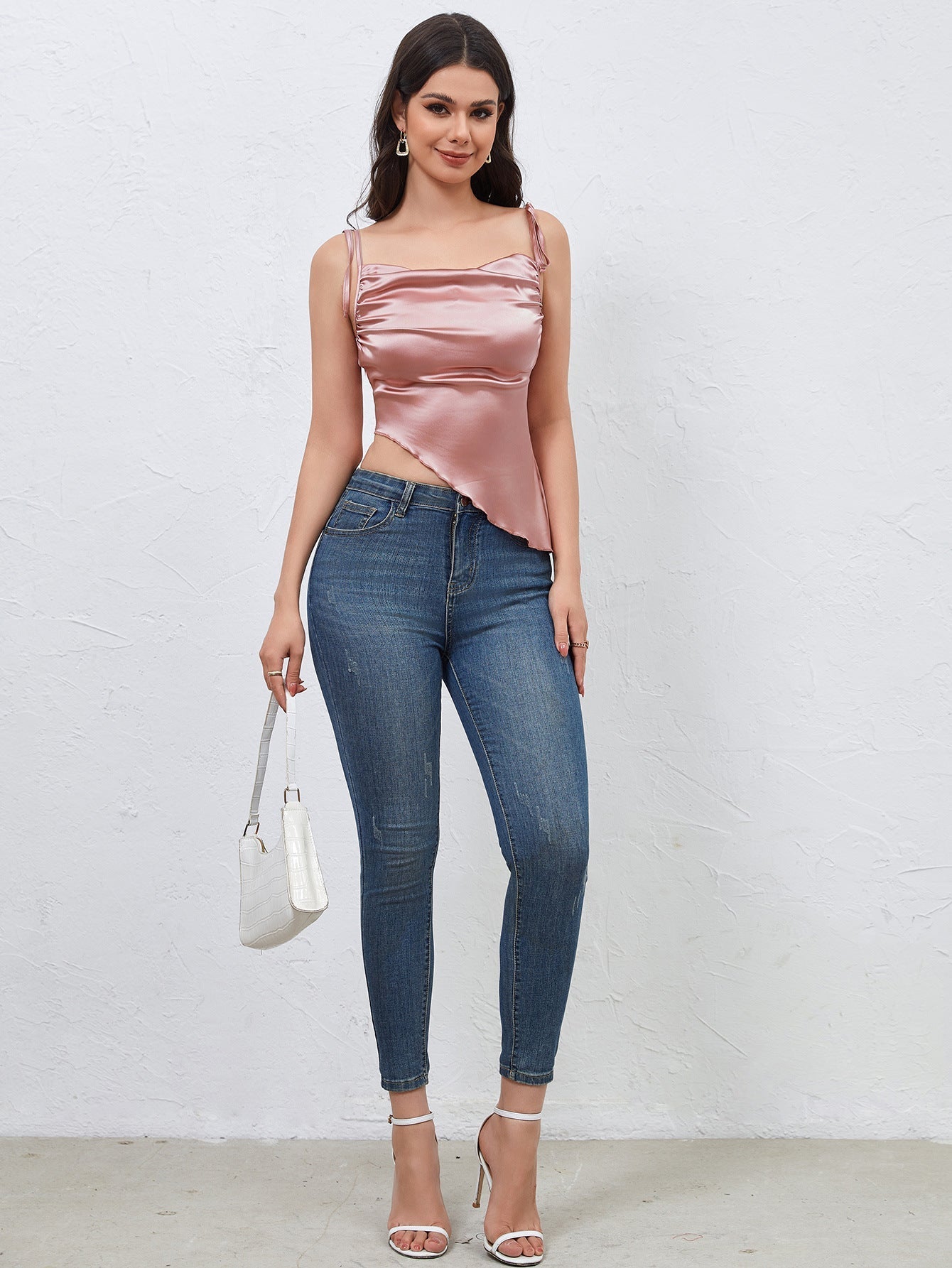 Edna® | Pink crop top with lace closure