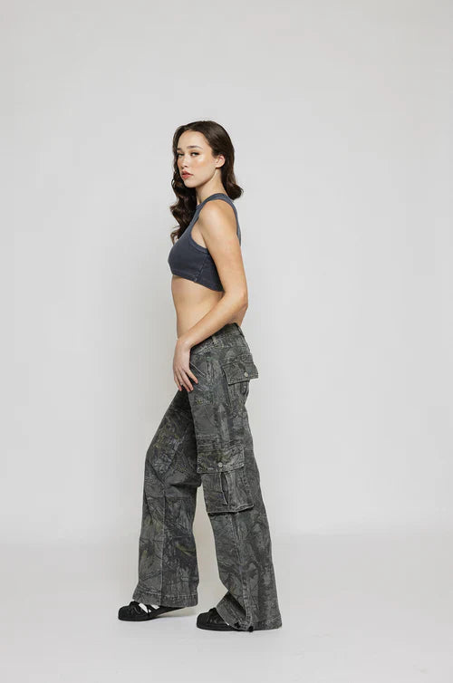 Rebelle | Stylish Low Waist Cargo Pants