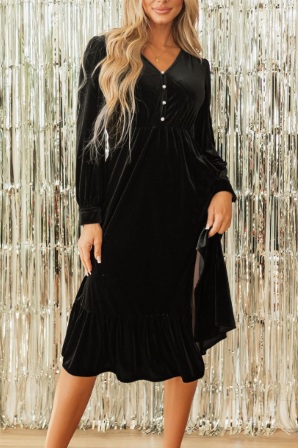 Amanda® | Long sleeve dress with ruffle hem and slit and V-neck