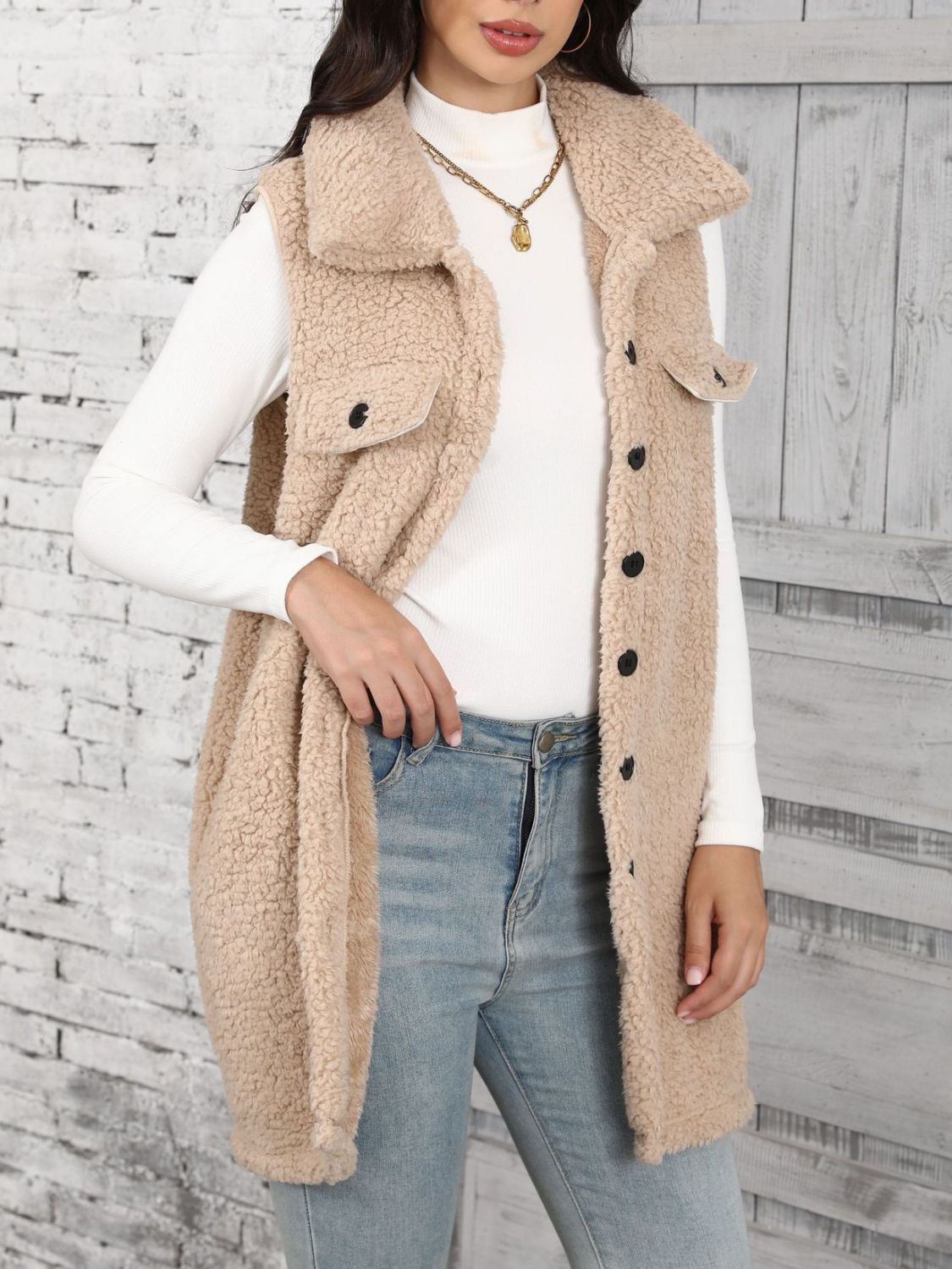 Diana® | Buttoned teddy vest coat