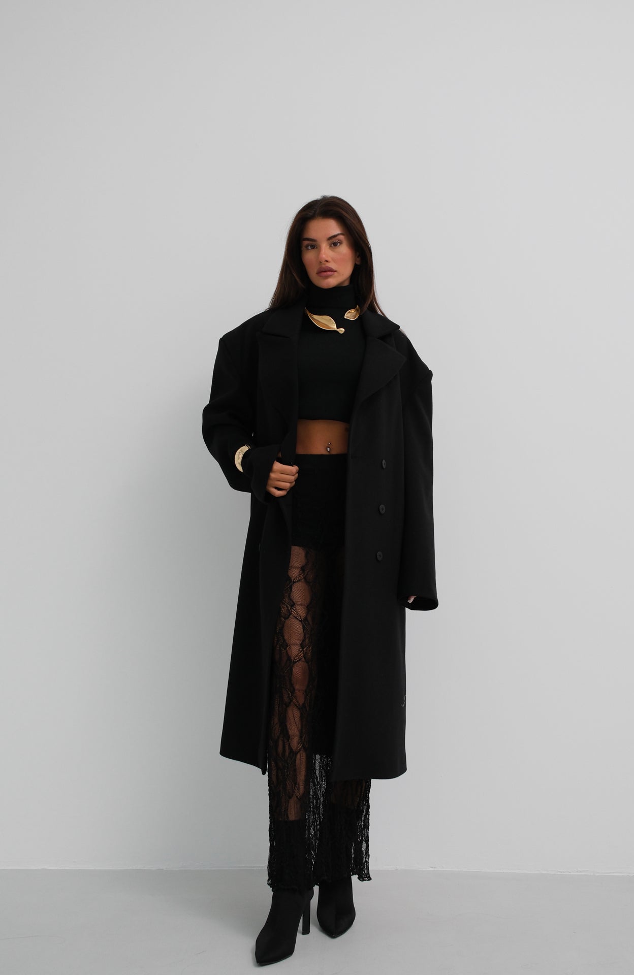 Diana® | Women's oversized cashmere coat in black