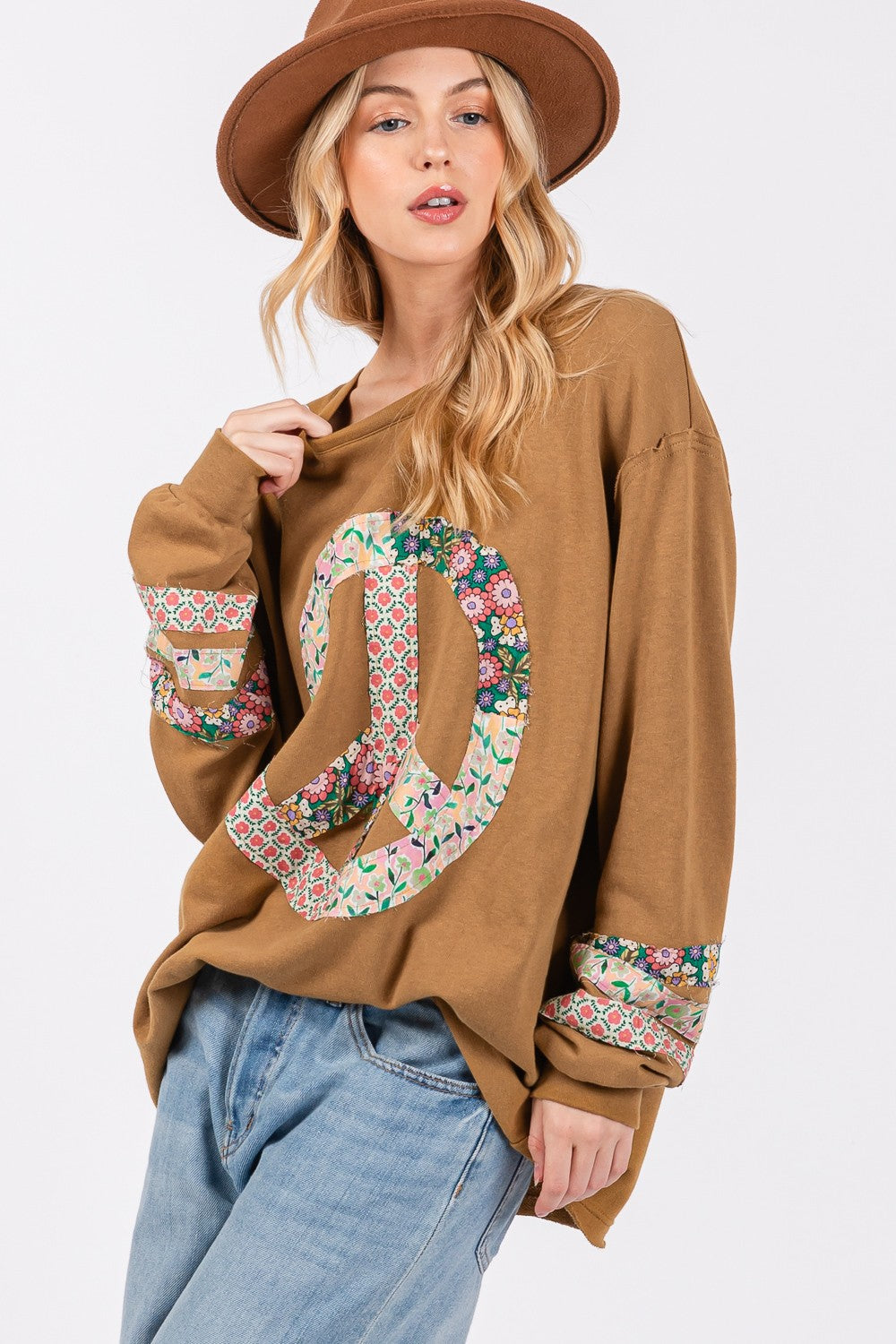 Cristina® | SAGE + FIG long-sleeved shirt with peace appliqué patch