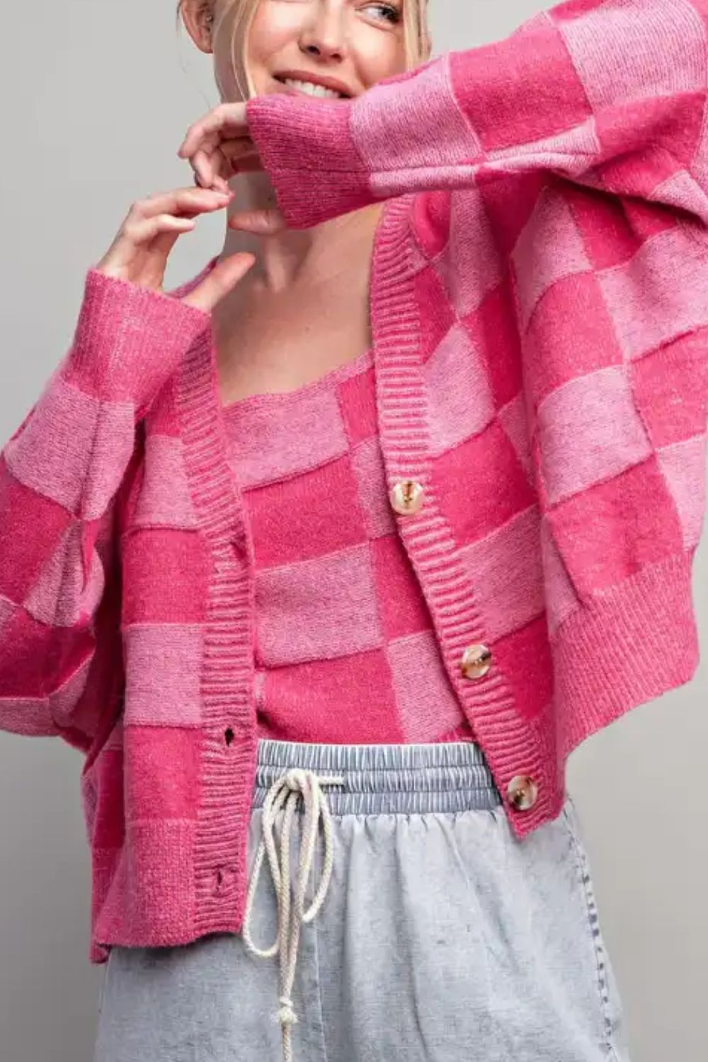Araceli | Checked long-sleeved cardigan with V-neck