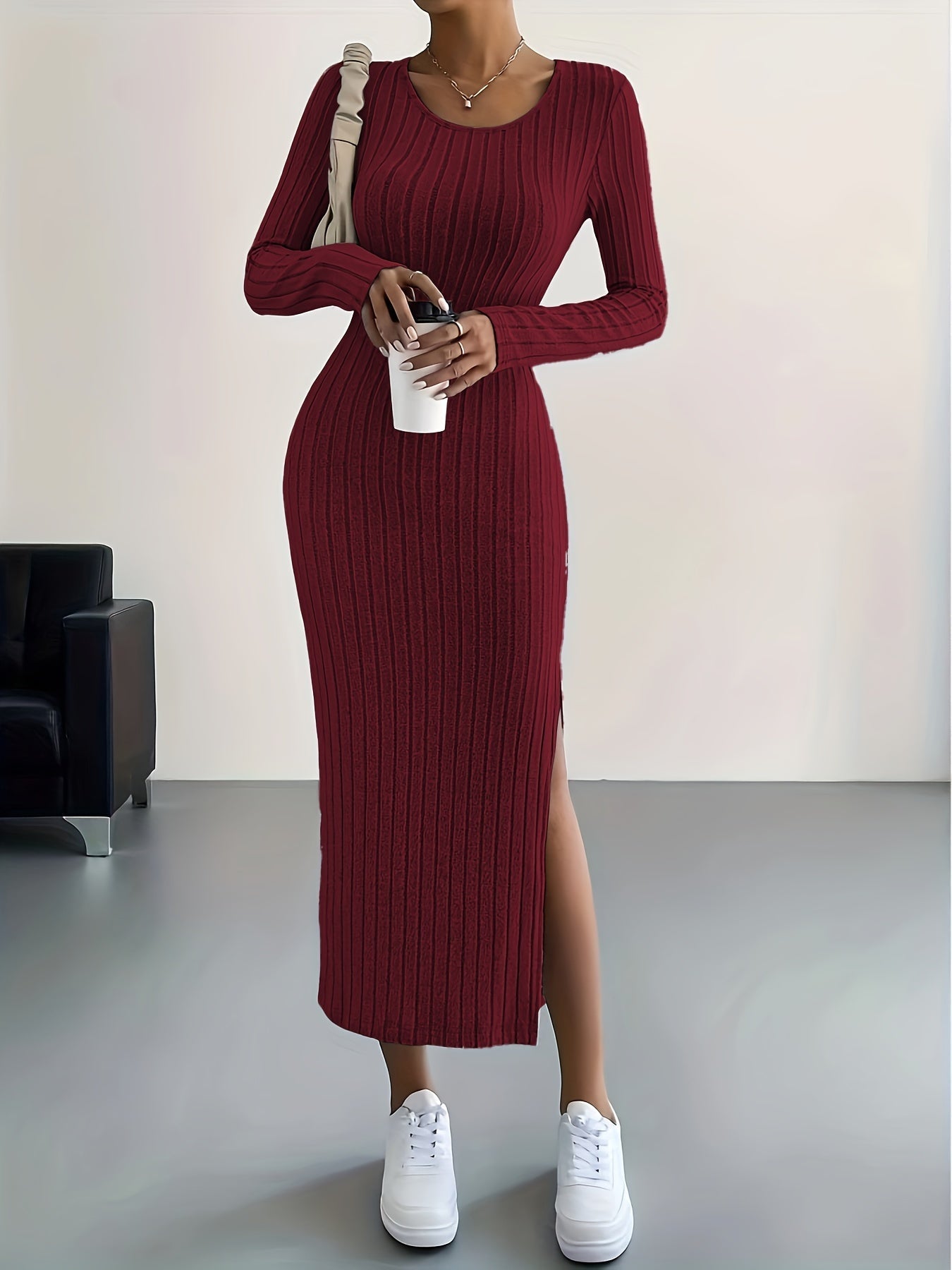 Amelia® | Elegant rib-knit midi dress with a high slit