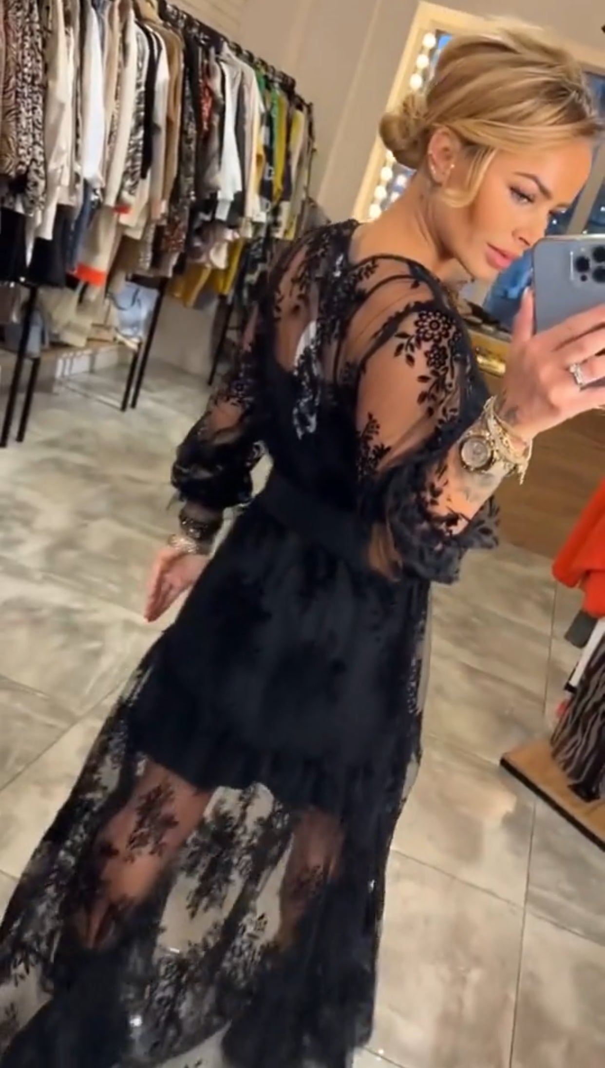 Bella® | Dress with printed fabric