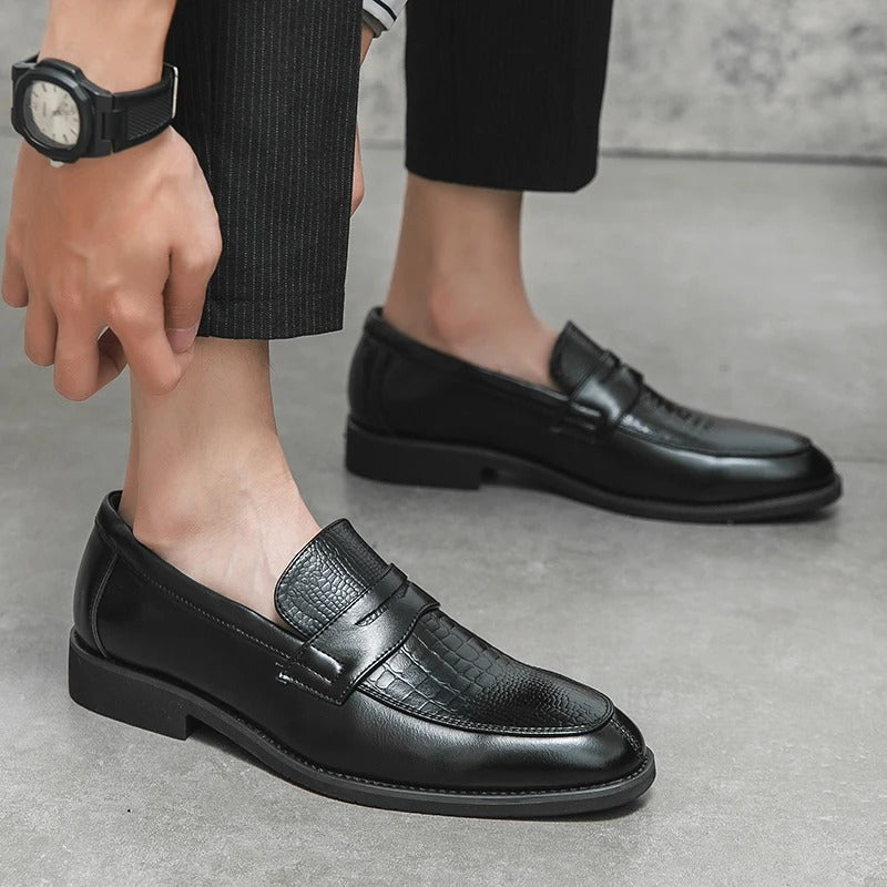 Bryan | Classic Elegant Low Shoes for Every Occasion