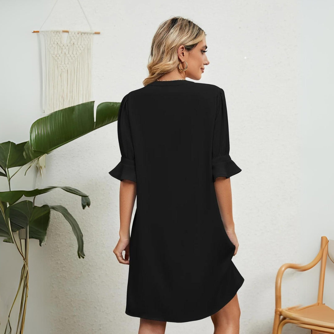 Caroline® | Comfortable dress with a V-neck