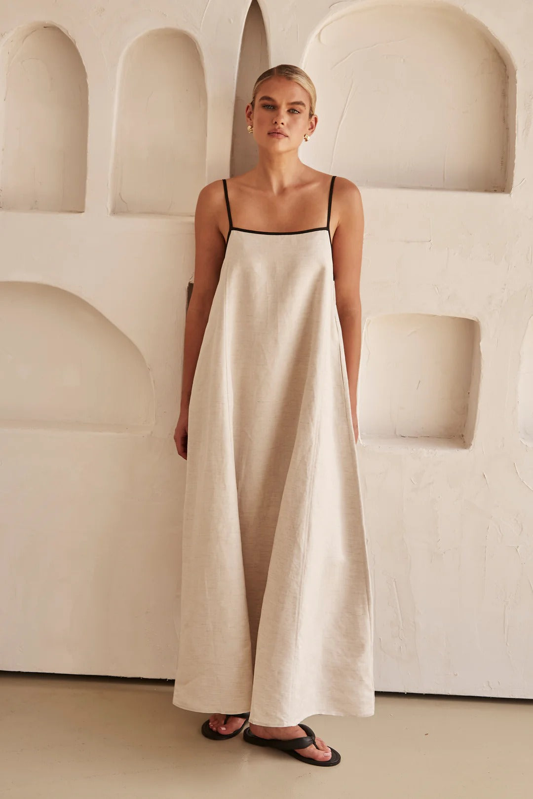 Charity® | Long contrasting linen dress