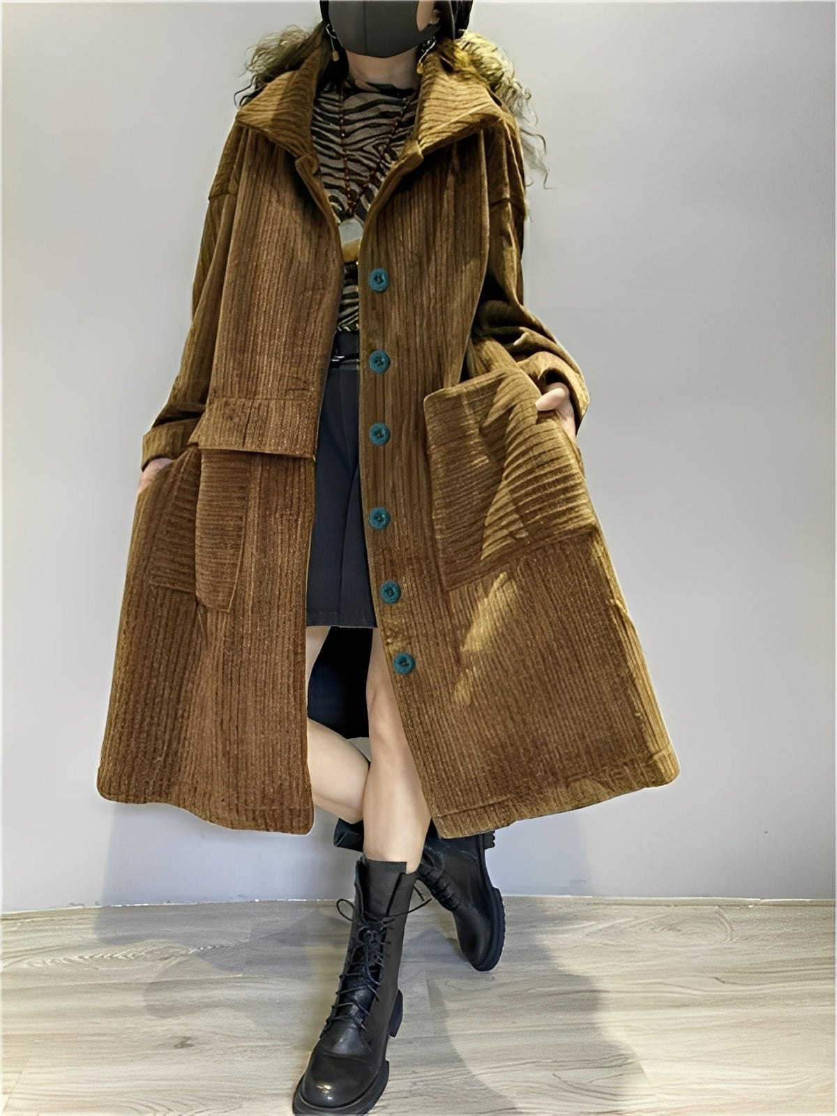 Antonella | Irma – Long, cozy jacket with bags