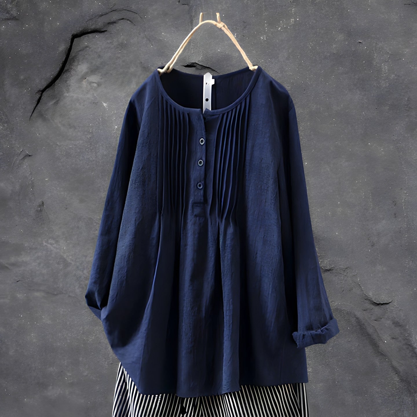 Eden® | Elegant and timeless blouse