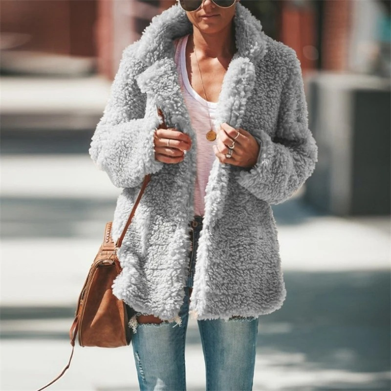 Ariadna® | Timeless and elegant winter clothing