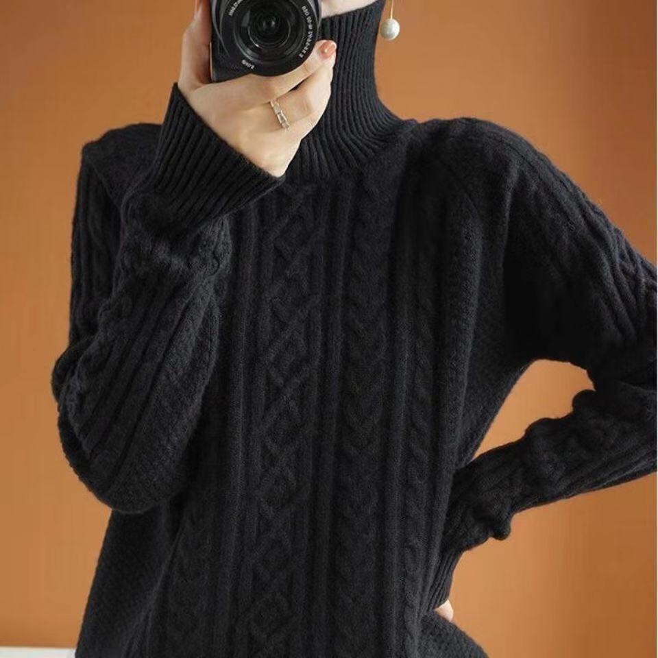 Celestina | Warm knitted sweater for women with a turtleneck