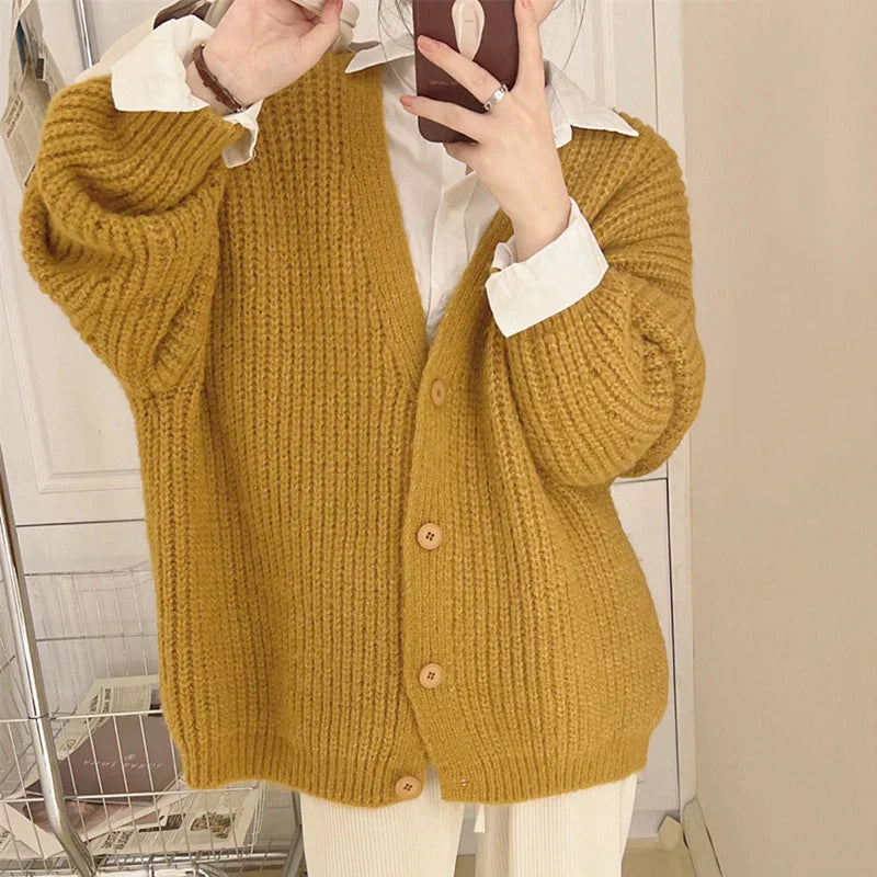 Elisa® | Casual and comfortable winter cardigan