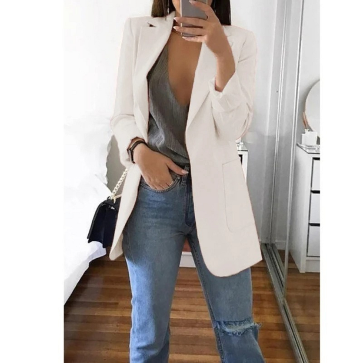Camila® | Fashionable and effortless winter garment