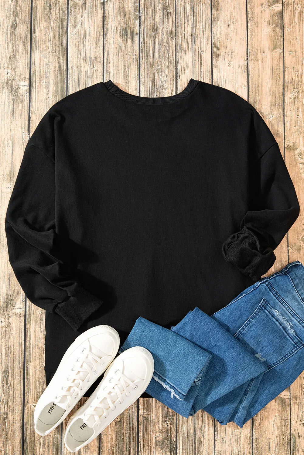 Claudia® | Long-sleeved sweatshirt with a high, low crew neck