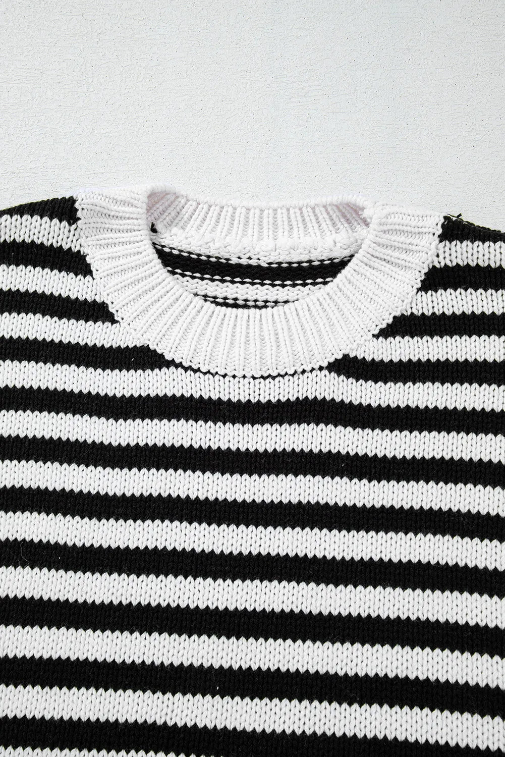 Angela® | Striped long-sleeved sweater with a crew neck