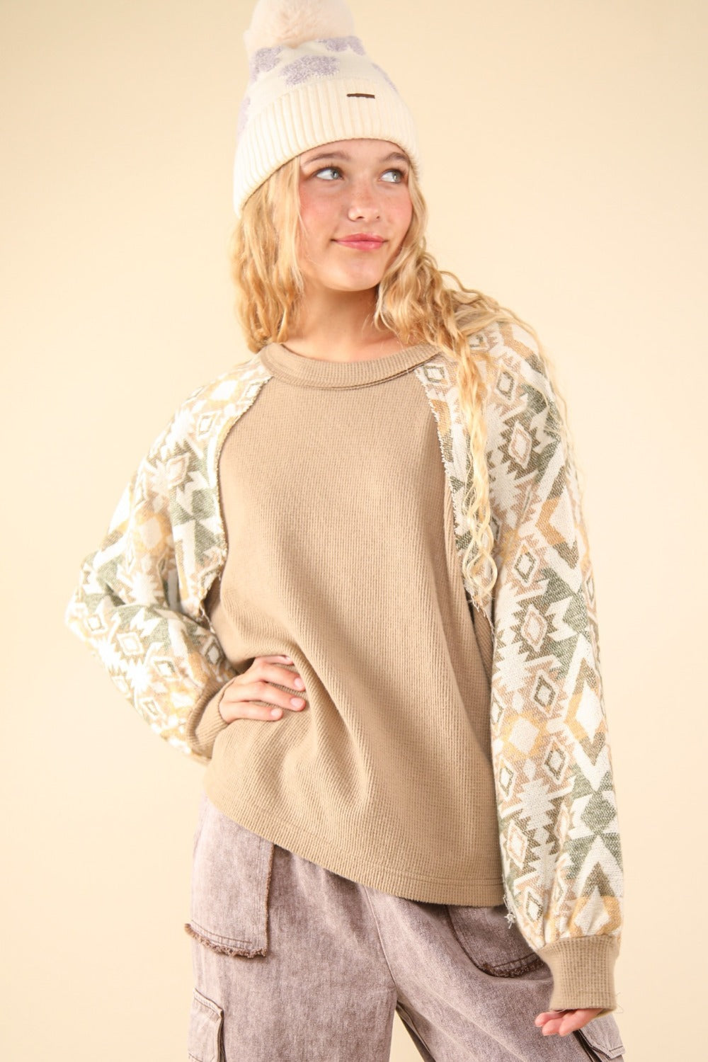 Clara® | Printed long-sleeved knitted top with a crew neck