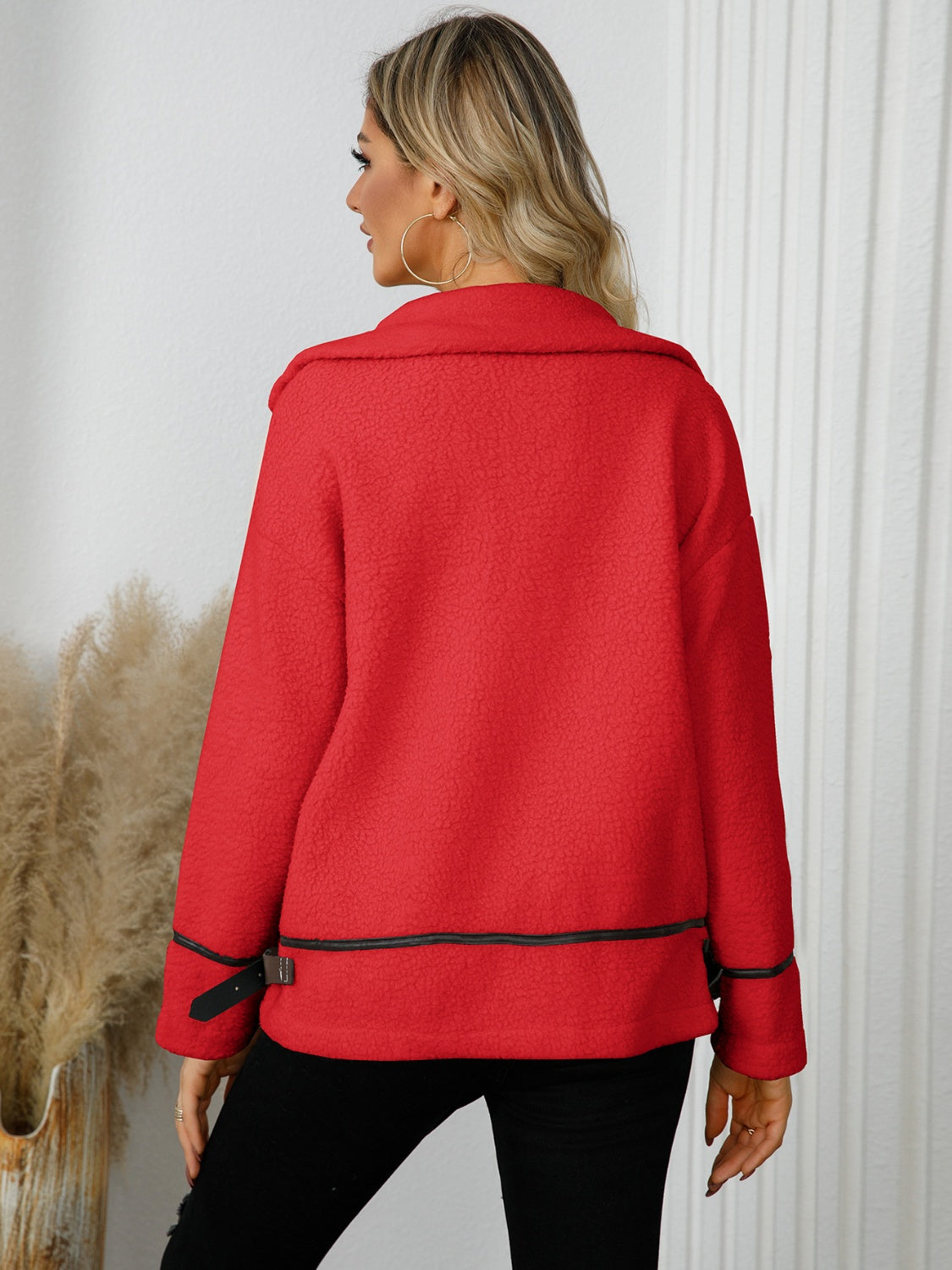 Edith® | Jacket with pockets and button placket and collar