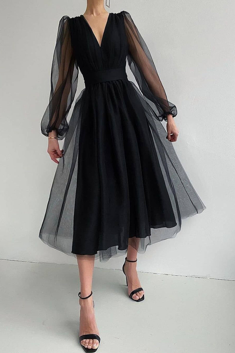 Aurelia® | Elegant Long-Sleeved Lace Dress With A V-Neckline