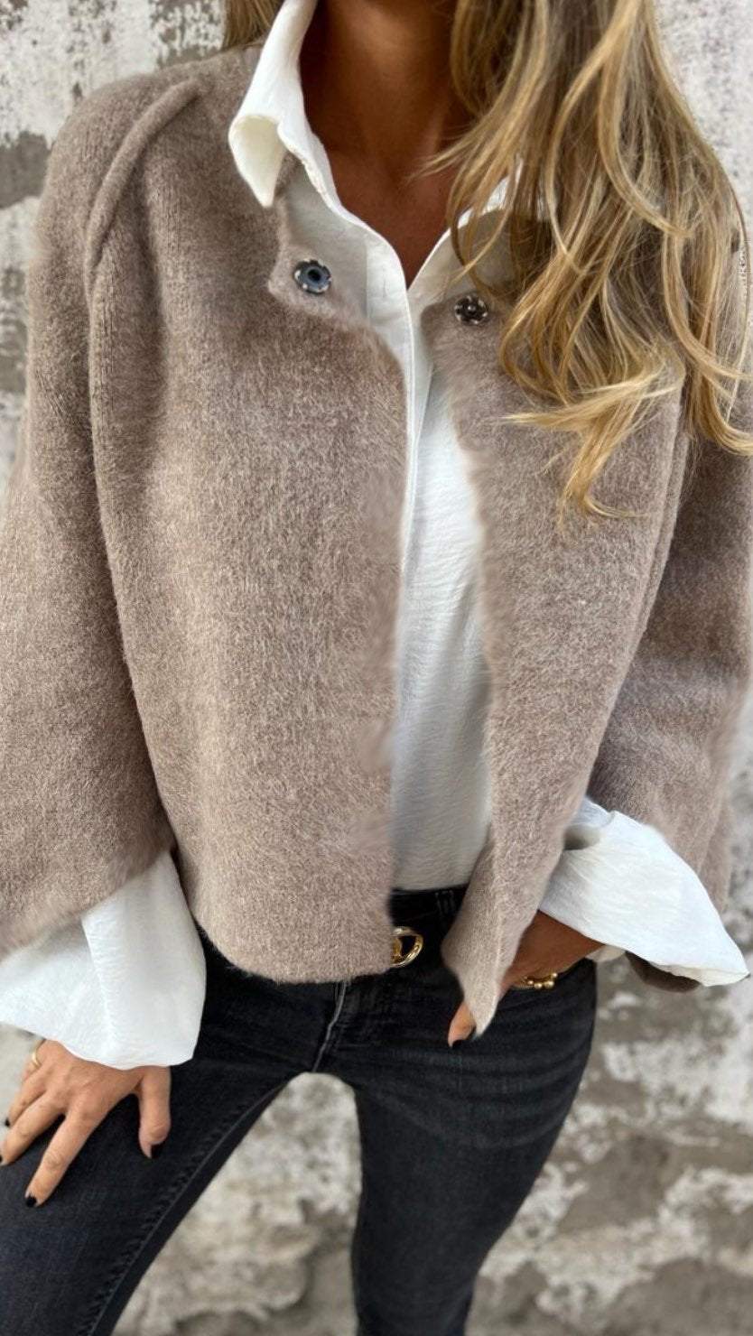 Cristina® | Wool coat for women with a round neck and long sleeves
