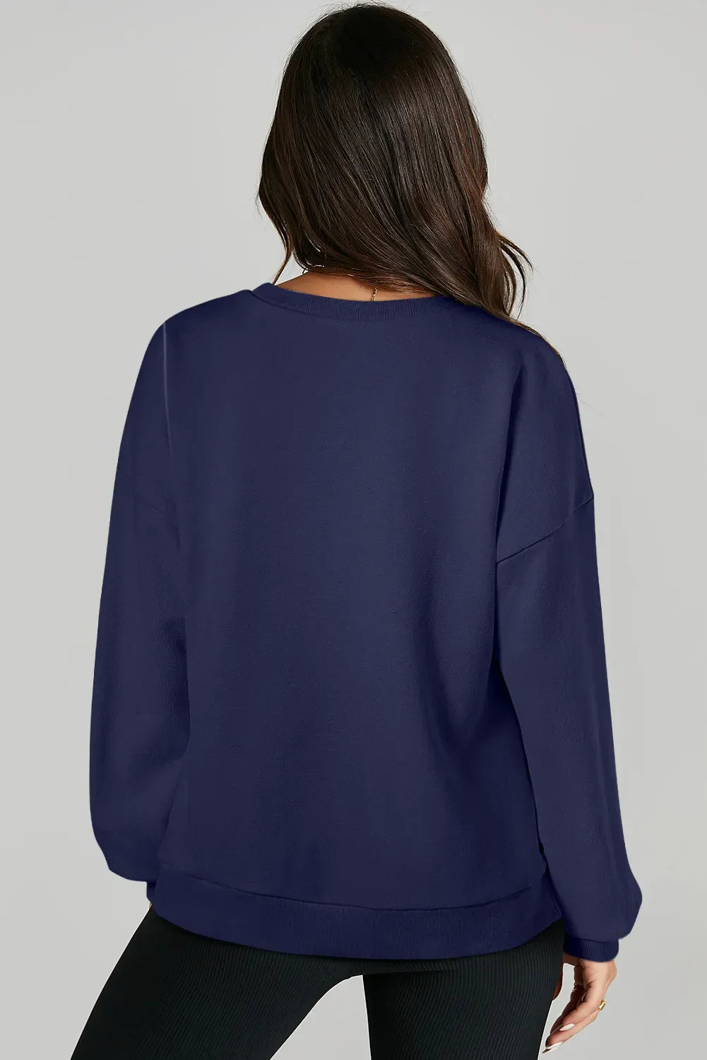 Claudia® | Long-sleeved sweatshirt with a high, low crew neck