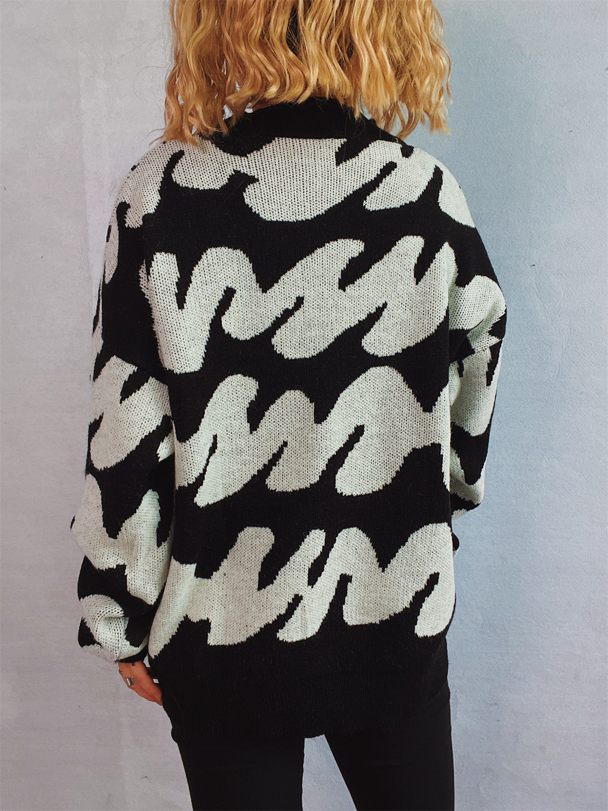 Anita® | Contrasting long-sleeved sweater with a crew neck