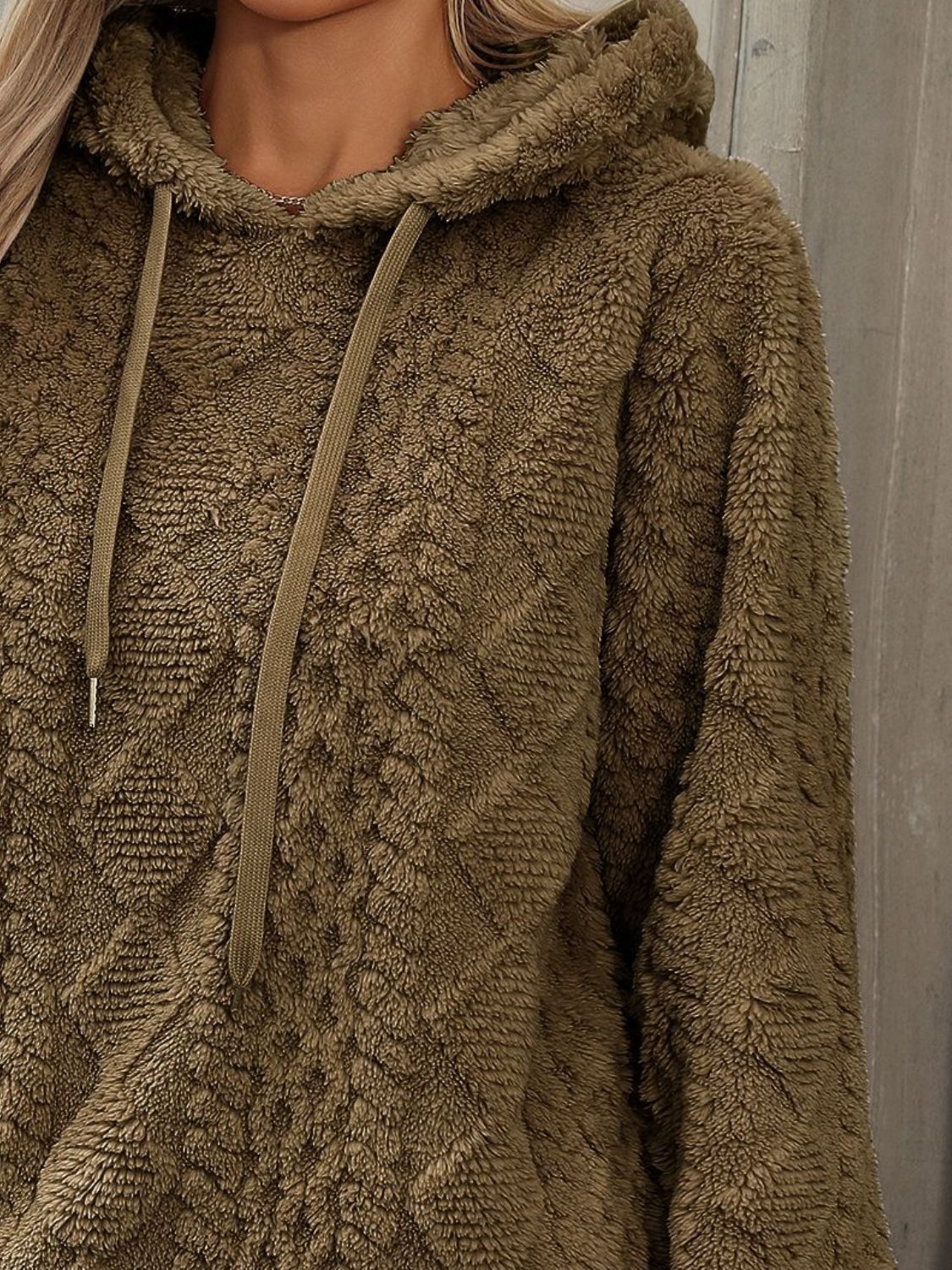 Carina® | Long sleeve plush drawstring hoodie