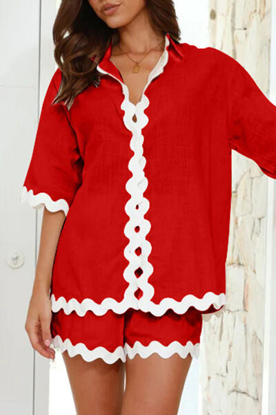 Carolina® | Set of top and shorts with contrast trim and half-length sleeves