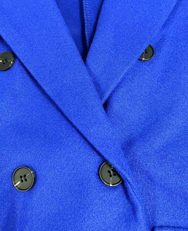 Azucena® | Classic and elegant winter garment