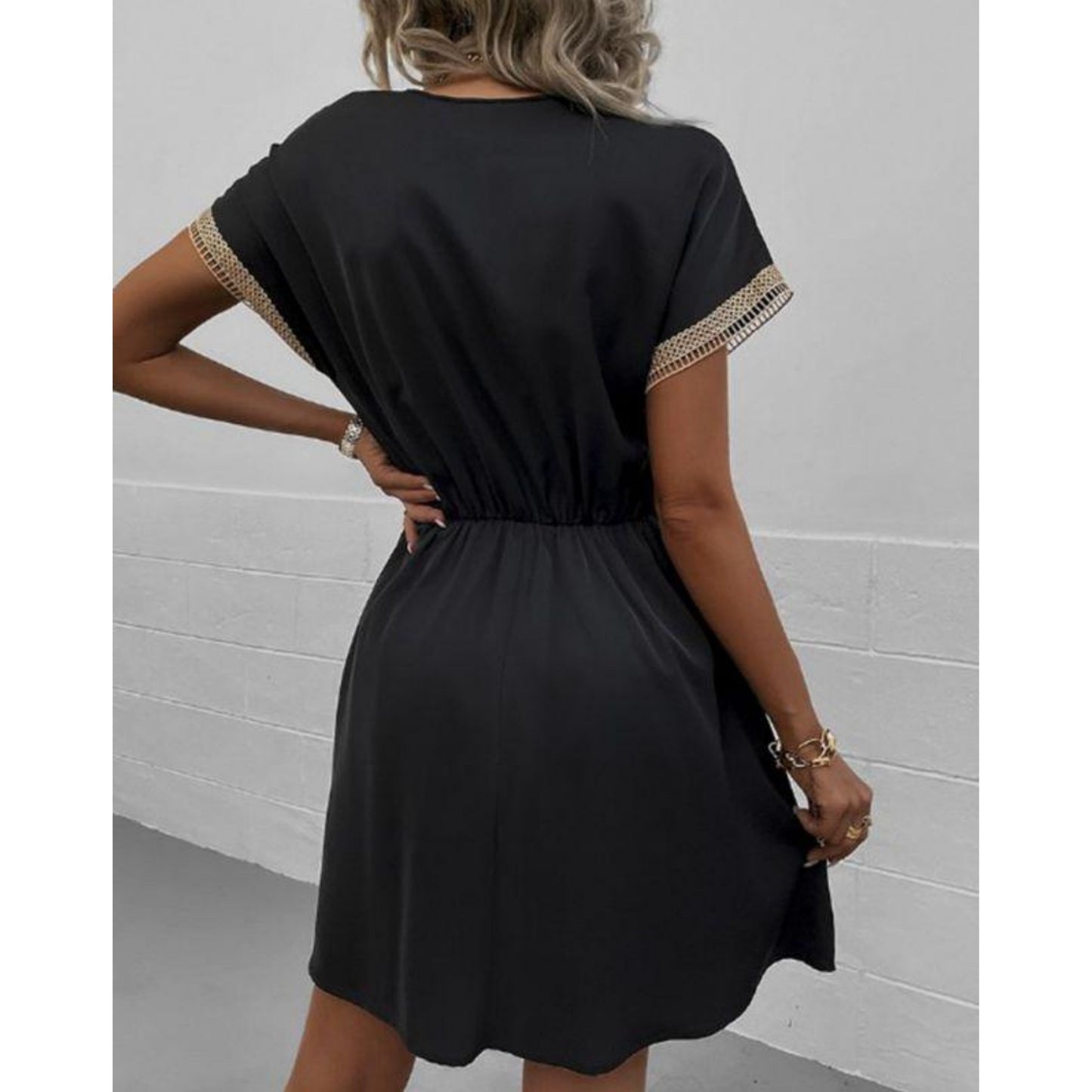 Doris® | Women's mini dress with tassel and drawstring waist