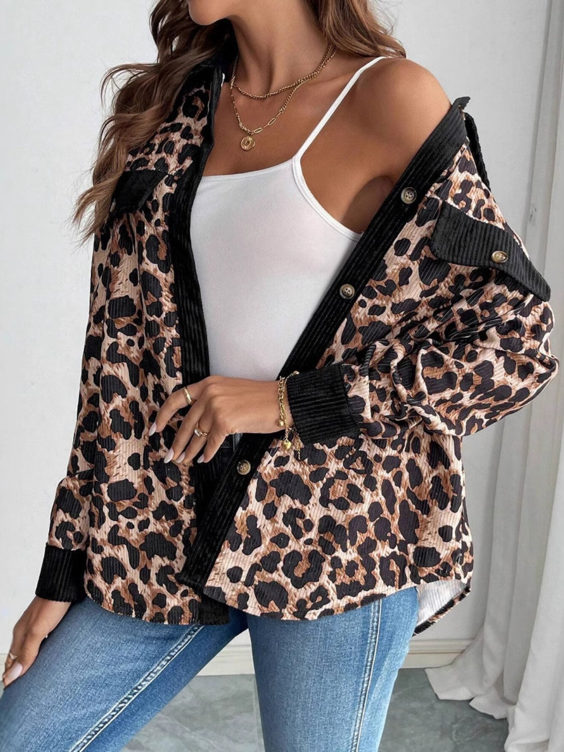 Elizabeth® | Buttoned shirt blouse with leopard collar and collar
