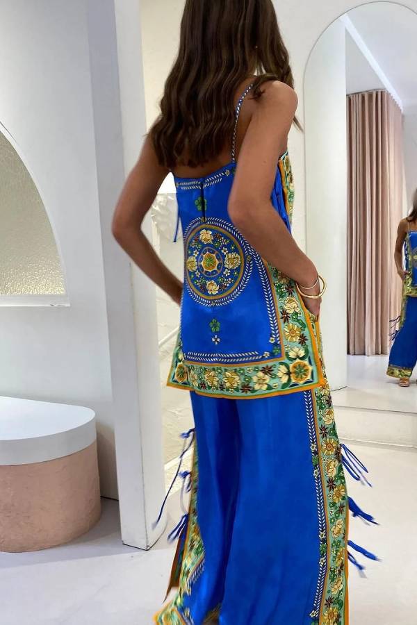 Elena® | Two-piece set with a navy blue print in a retro exotica style