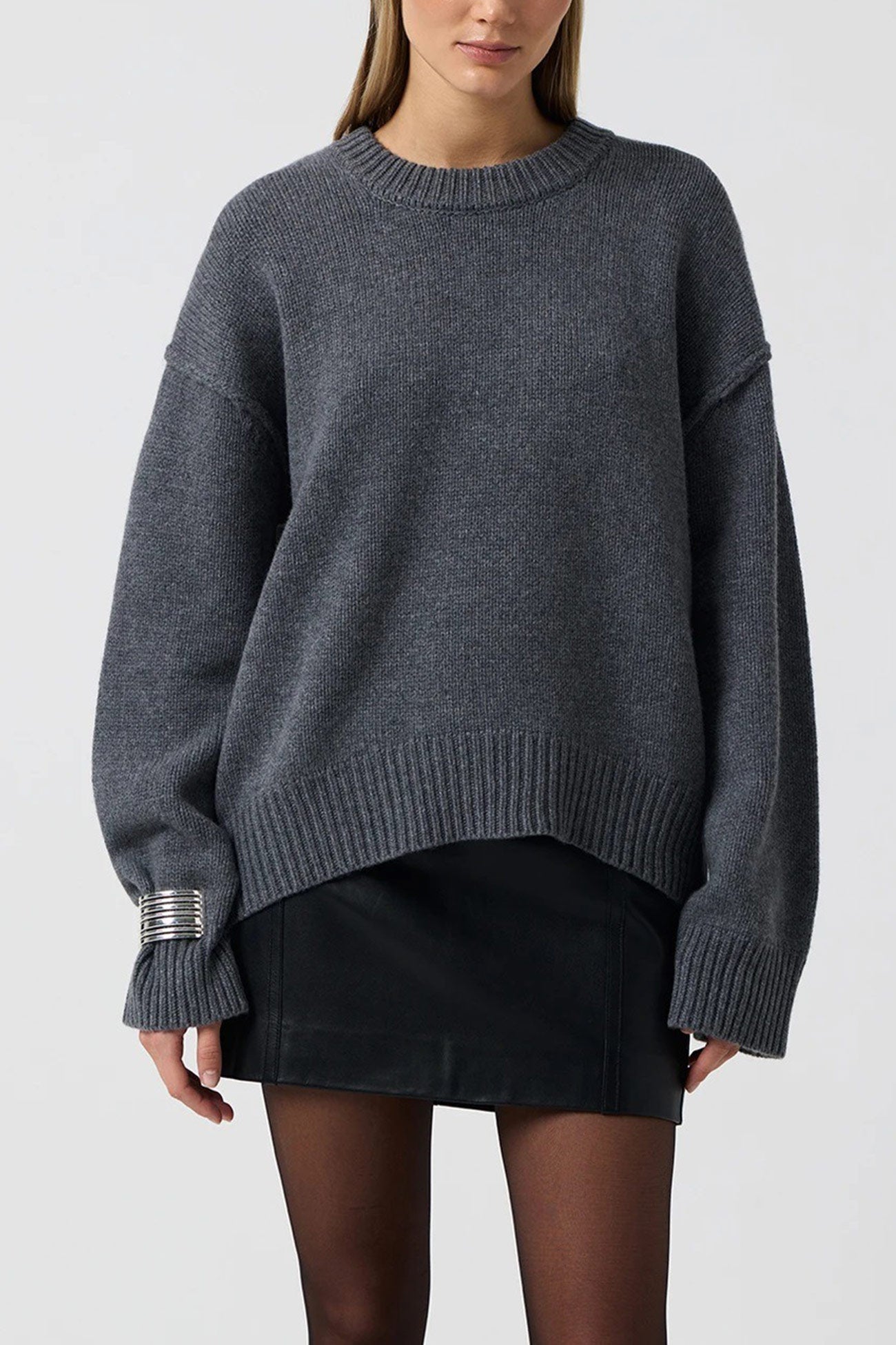 Carmen® | Round Neck Solid Color Pullover Sweater