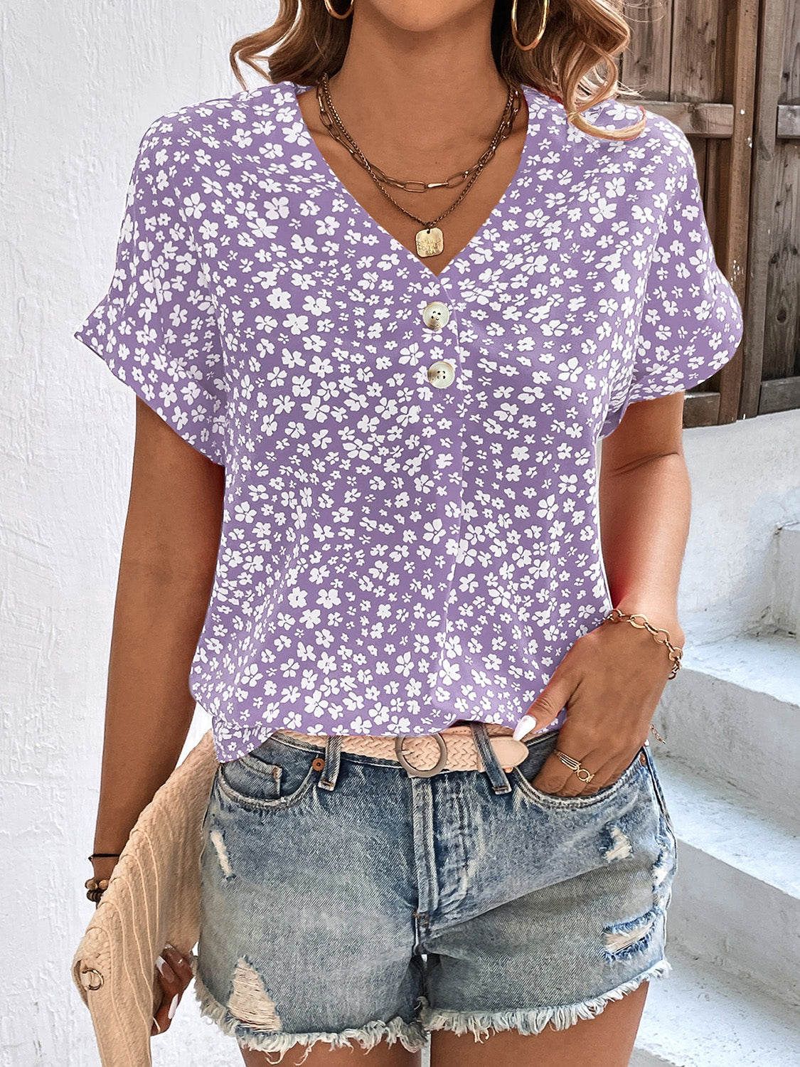 Avery® | Casual Floral Short Sleeve V-Neck Blouse