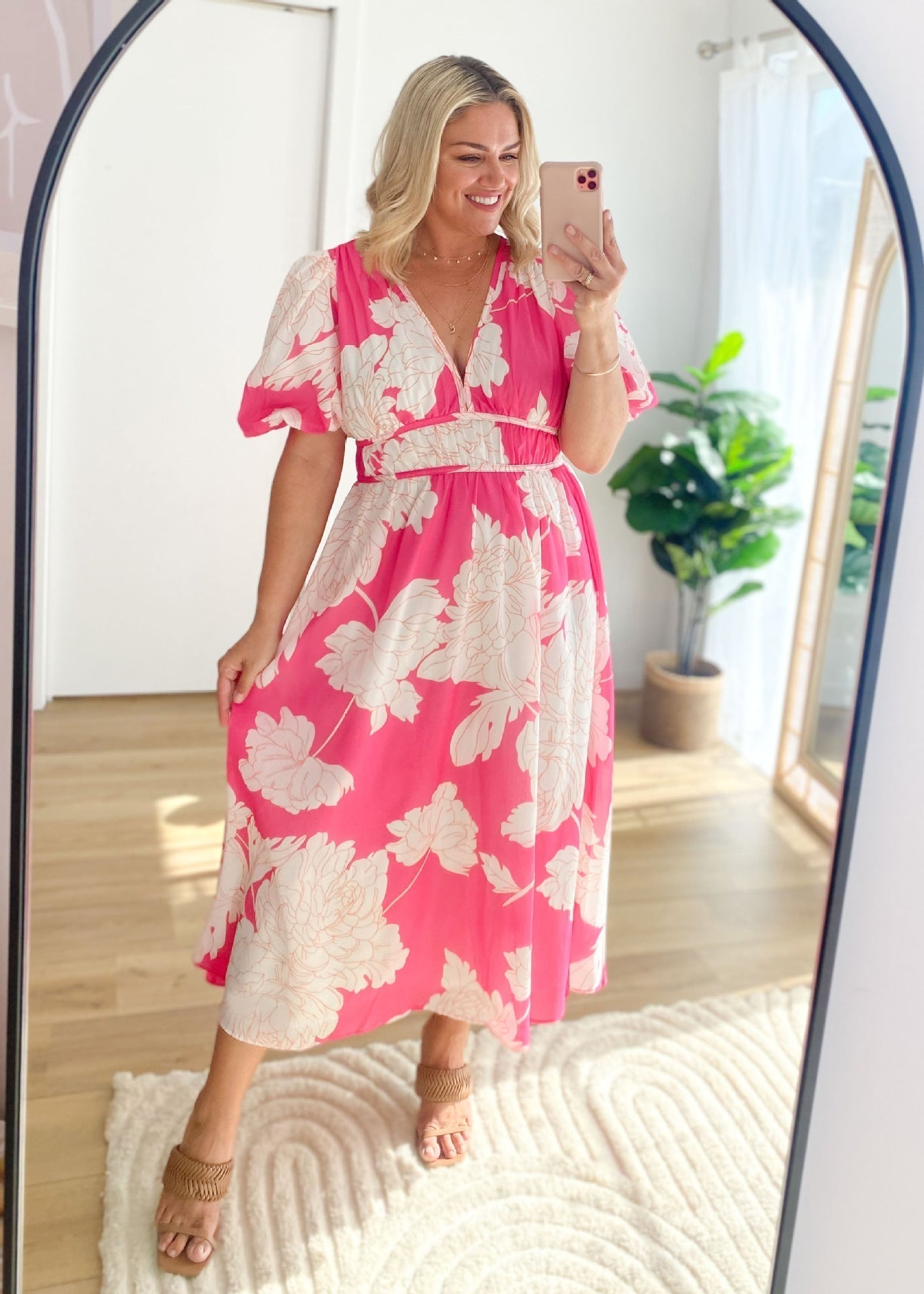 Dolores® | Ysa long dress with V-neck and puff sleeves