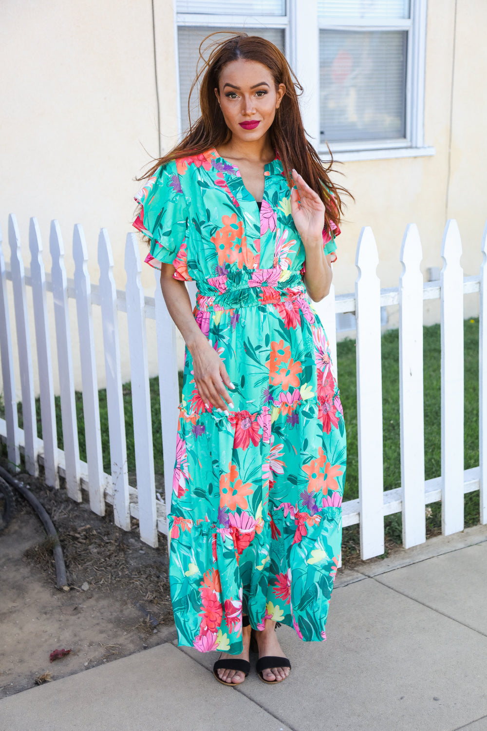 Bella® | Beautiful multicolor maxi dress with tropical floral print and smocked waist