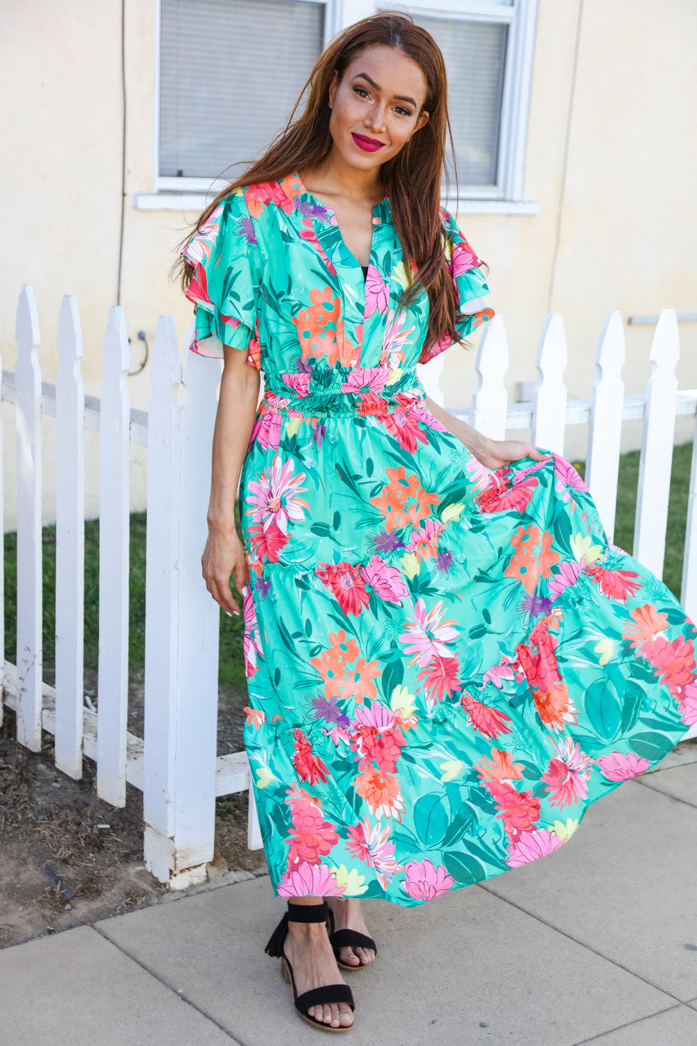 Bella® | Beautiful multicolor maxi dress with tropical floral print and smocked waist