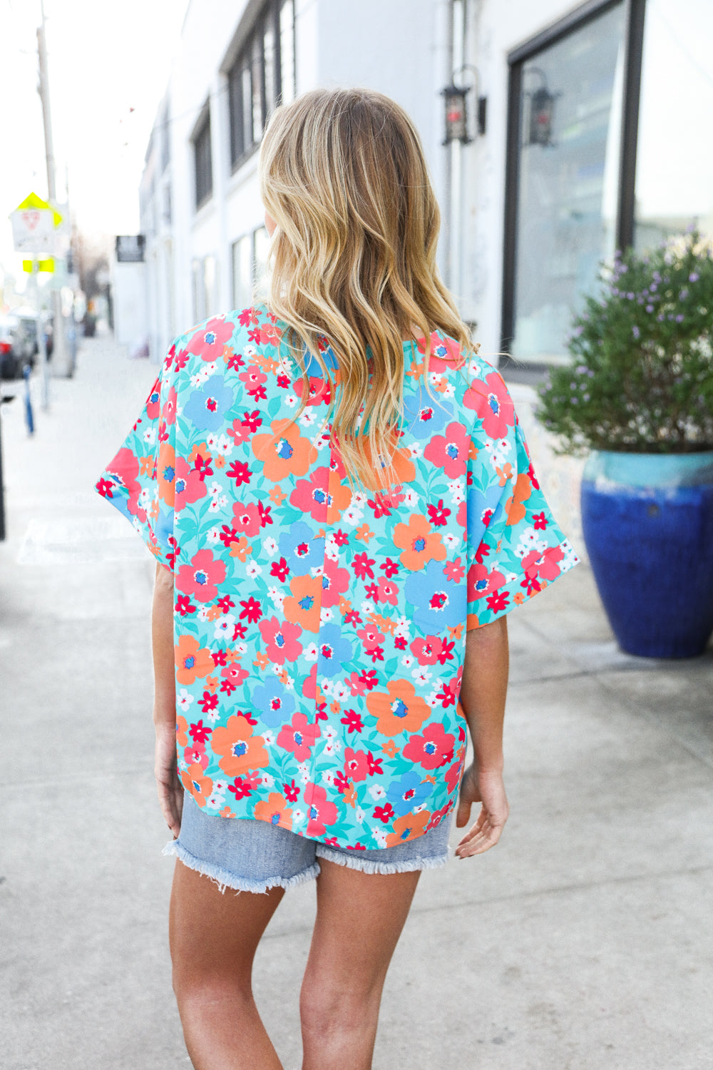 Aurelia® | Under Your Spell mint floral V neck flat top