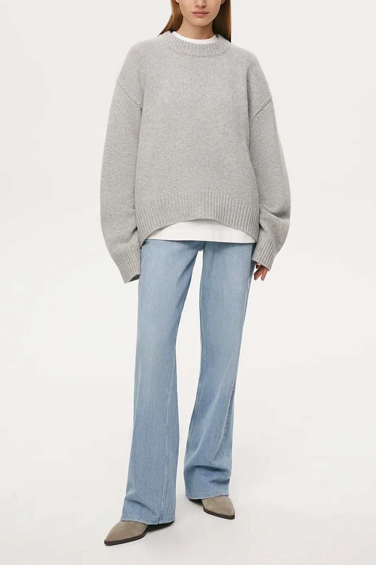 Carmen® | Round Neck Solid Color Pullover Sweater