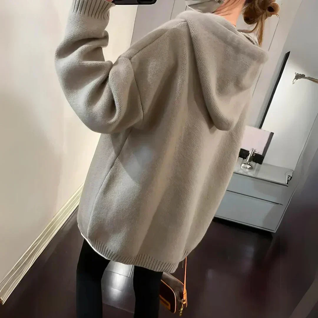 Antonia® | Warm and cozy hoodie