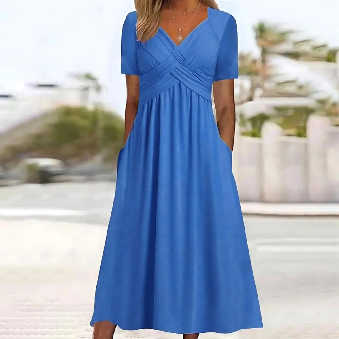 Aida® | Elegant dress with belly coverage